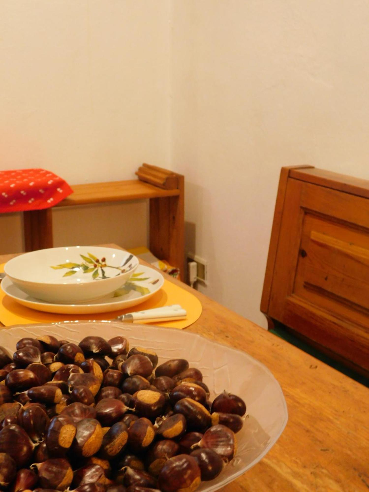 Graziosa Casetta Con Camino In Pietra E Giardino อาเบโตเน ภายนอก รูปภาพ